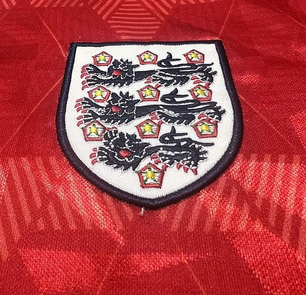 Retro 1990 England Red - Image 5