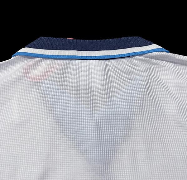 Long Sleeve Retro 1996 England Home Soccer Jersey - Image 5