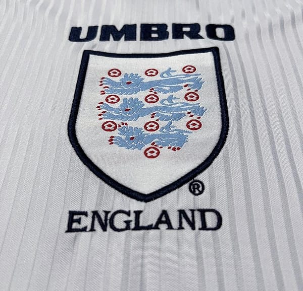 Long Sleeve Retro 1998 England Home Soccer Jersey - Image 5