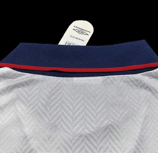 Retro 94/95 England At Home Soccer Jersey - Image 2