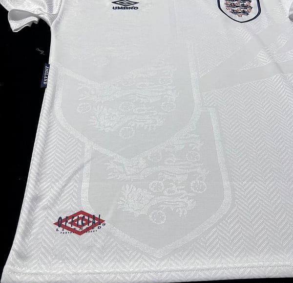 Retro 94/95 England At Home Soccer Jersey - Image 5