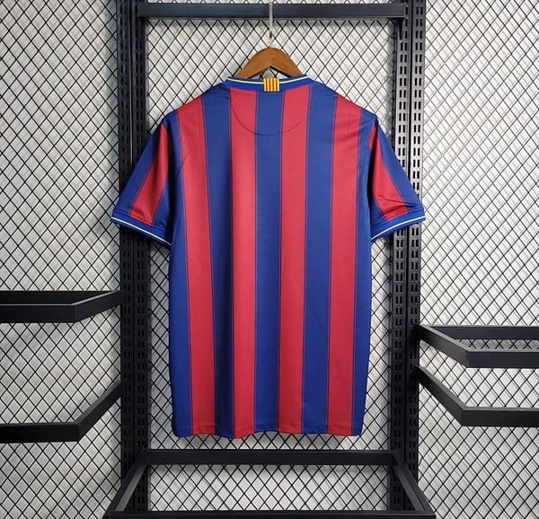 Retro 09-10 Barcelona Home Soccer Jersey - Image 10
