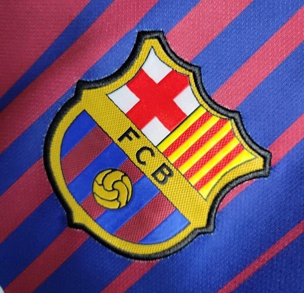Retro 17-18 Barcelona Home Soccer Jersey - Image 9