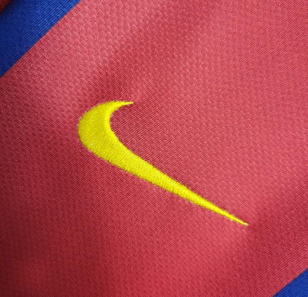 Retro 07-08 Barcelona Home Soccer Jersey - Image 7
