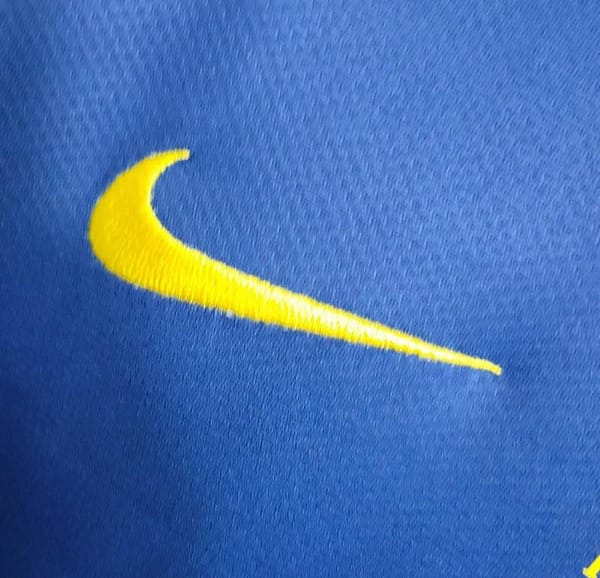 Retro 08-09 Barcelona Home Soccer Jersey - Image 2