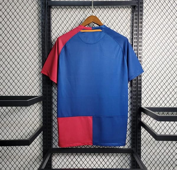 Retro 08-09 Barcelona Home Soccer Jersey - Image 10