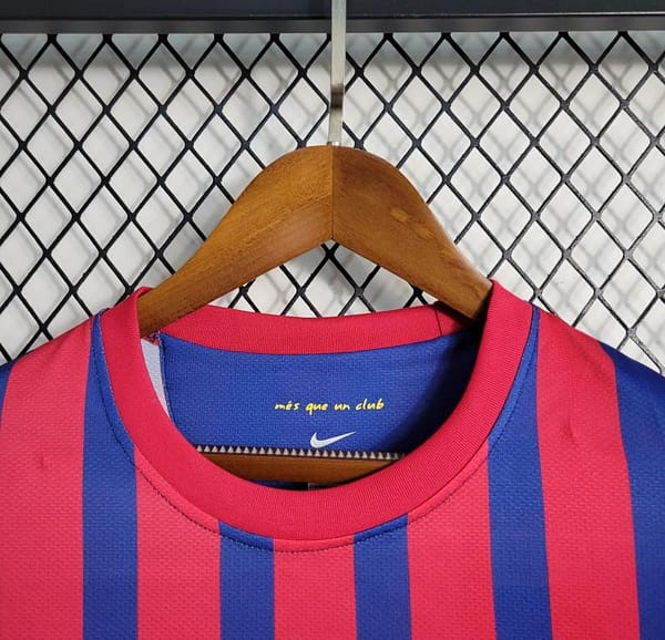Retro Long Sleeve 11-12 Barcelona Home Soccer Jersey - Image 5