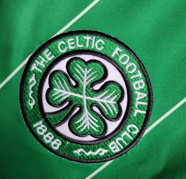 Retro 1984/86 Celtics 2 Away Game Soccer Jersey - Image 5