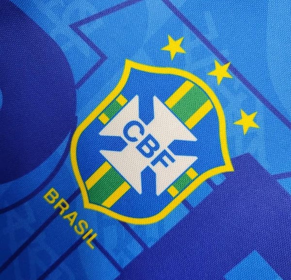 Retro 1992 Brazil Away Blue Jersey - Image 3