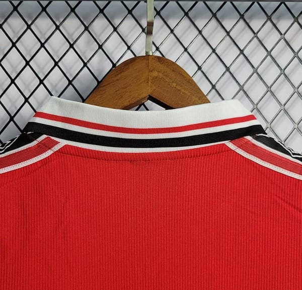 Retro 98-99 Manchester United Home Jersey - Image 4