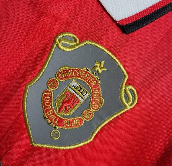 Retro 99/00 Manchester United Home Jersey - Image 9