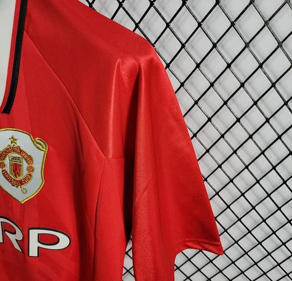 Retro 99/00 Manchester United Home Jersey - Image 10