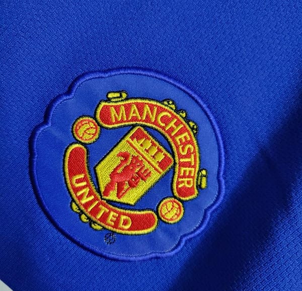 Retro 07/08 Manchester United Away Jersey - Image 3