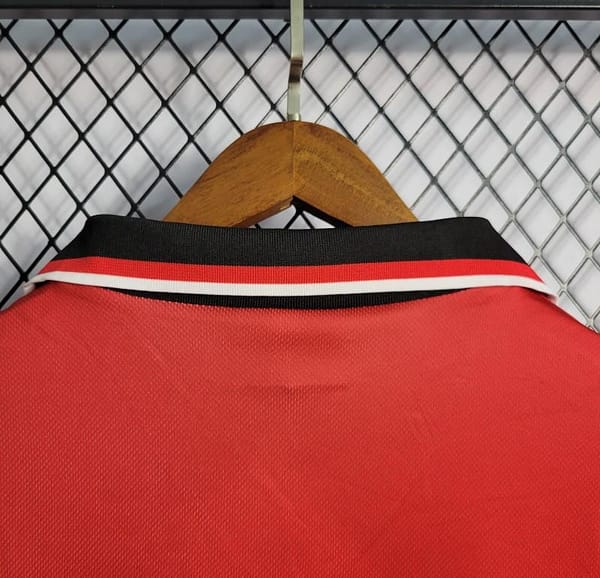 Retro 94/96 Manchester United Home Jersey - Image 3