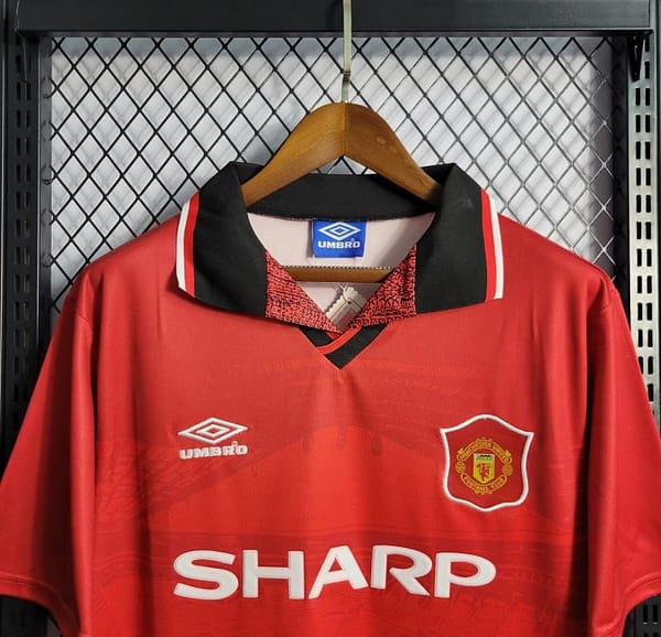 Retro 94/96 Manchester United Home Jersey - Image 8