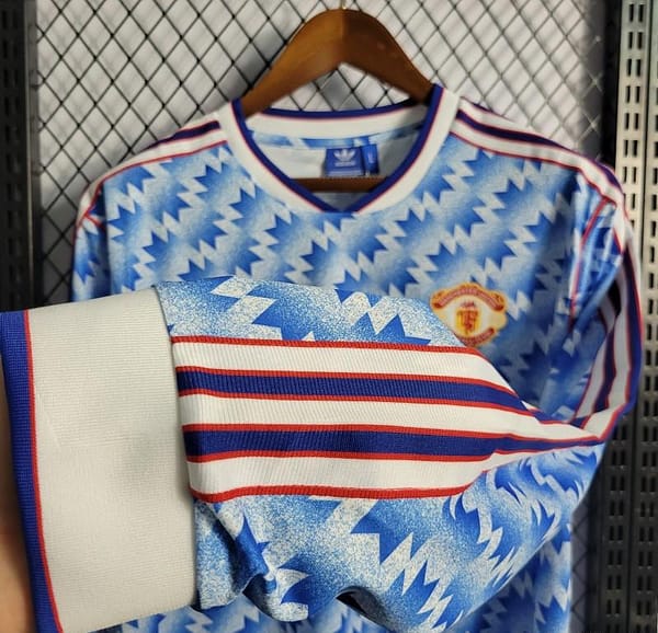 Retro Long Sleeve 90/92 Manchester United Away Jersey - Image 6