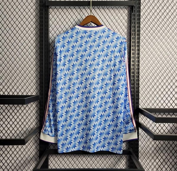 Retro Long Sleeve 90/92 Manchester United Away Jersey - Image 7