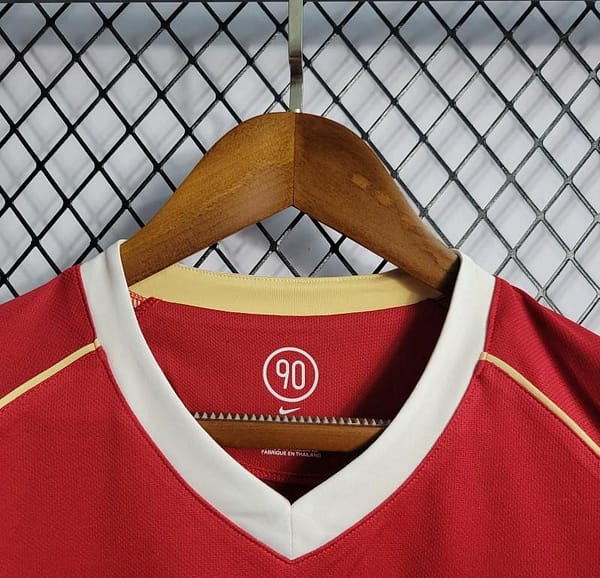 Retro 06/07 Manchester United Home Jersey - Image 2