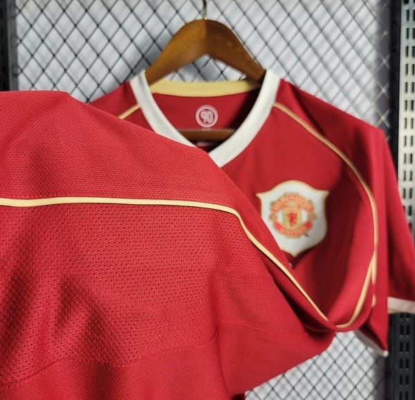 Retro 06/07 Manchester United Home Jersey - Image 6