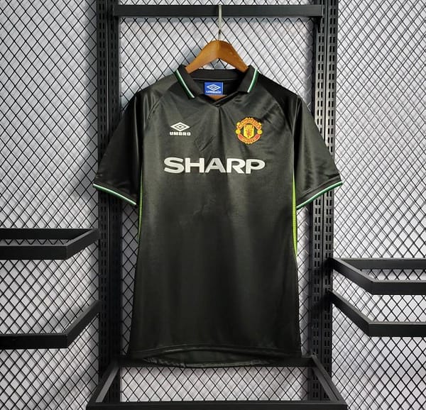 Retro 98/99 Manchester United Black Third Jersey