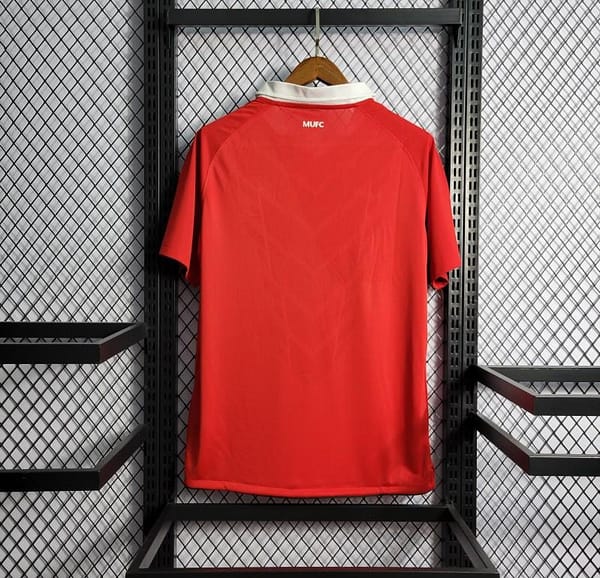 Retro 10-11 Manchester United Home Jersey - Image 5