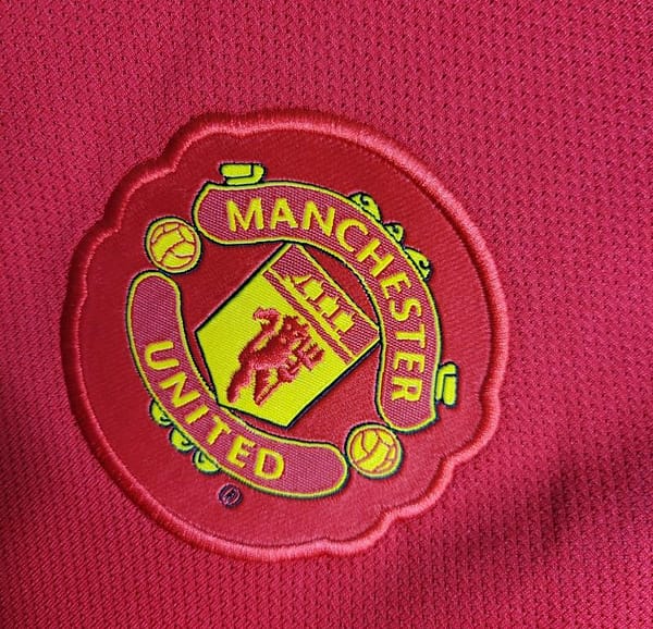 Retro 10-11 Manchester United Home Jersey - Image 7