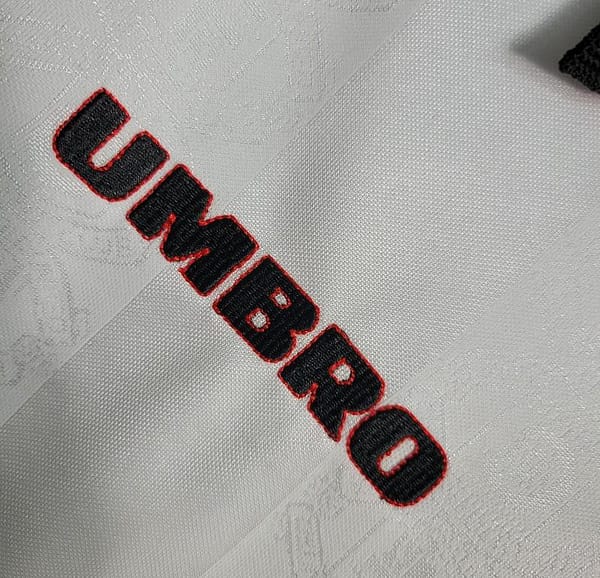 Retro 97-99 Manchester United White Jersey - Image 3