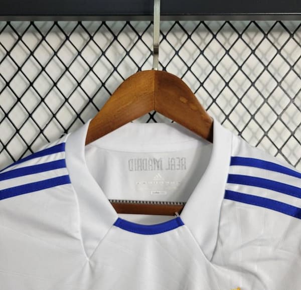 Retro Long Sleeve 10-11 Real Madrid Home Jersey - Image 2