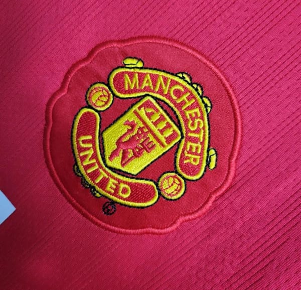 Retro Long Sleeve 07-08 Manchester United Home Premier League Jersey - Image 4