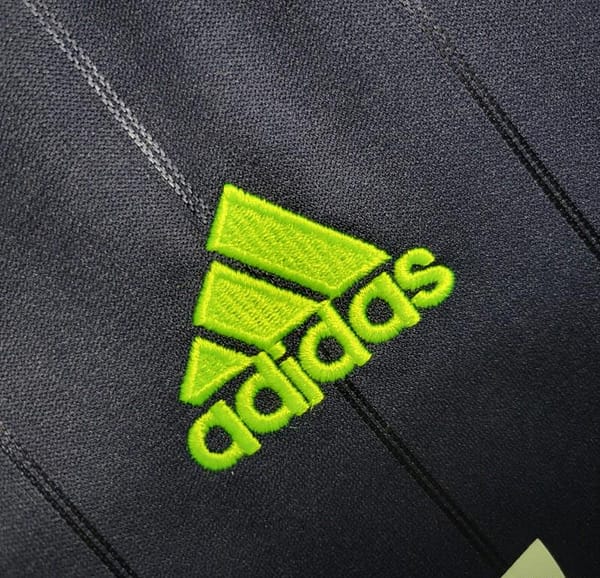 Retro 2012-13 Real Madrid Away Black Jersey - Image 7