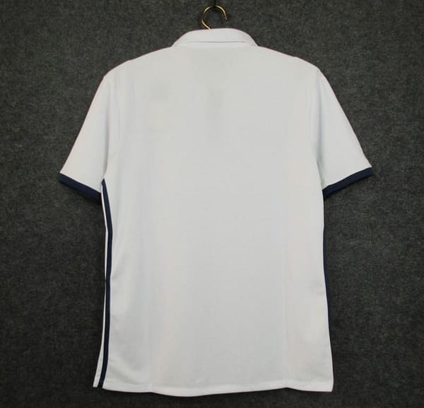 Retro 16/17 Real Madrid Home Jersey - Image 3