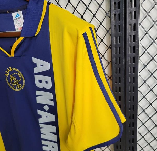 Retro 2000-01 Ajax Away Jersey - Image 2