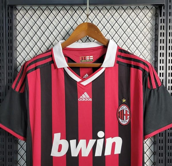 Retro 2009-10 AC Milan Home Jersey - Image 2