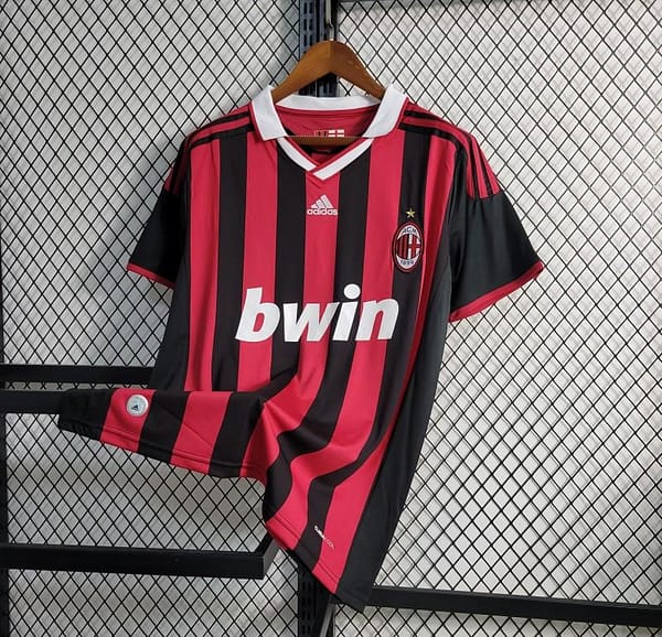Retro 2009-10 AC Milan Home Jersey - Image 4