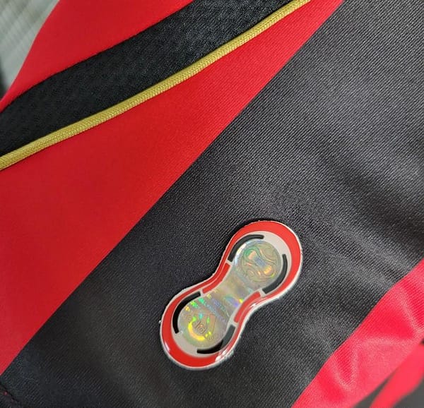 Retro Long Sleeve 2006-07 AC Milan Home Jersey - Image 6
