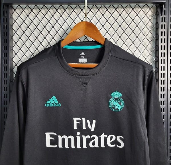 Retro Long Sleeve 17-18 Real Madrid Away Black Jersey - Image 11