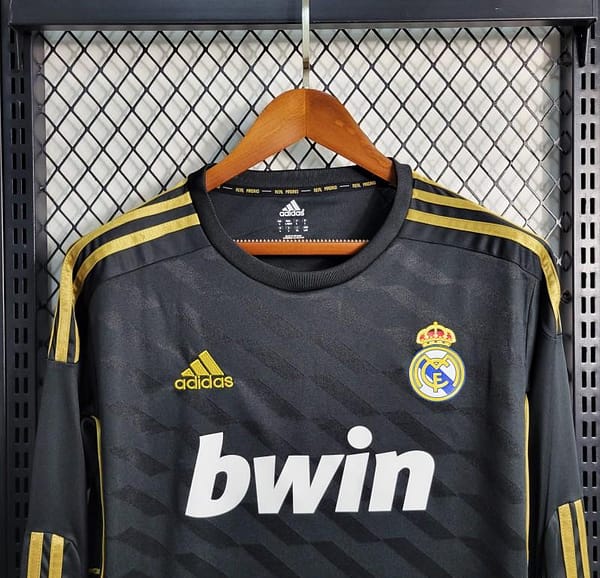 Retro Long Sleeve 2011/12 Real Madrid Away Black Jersey - Image 2