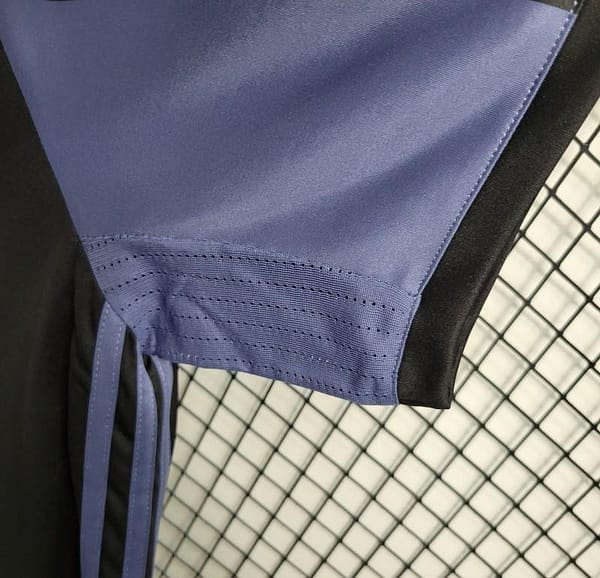 Retro 16-17 Real Madrid Third  Black Jersey - Image 3