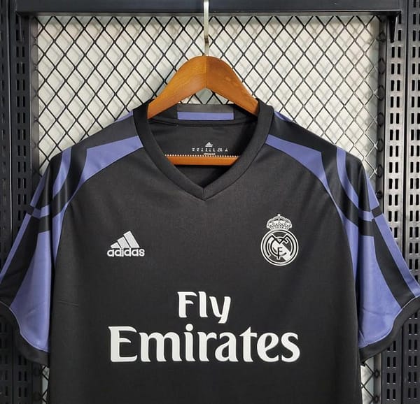 Retro 16-17 Real Madrid Third  Black Jersey - Image 7