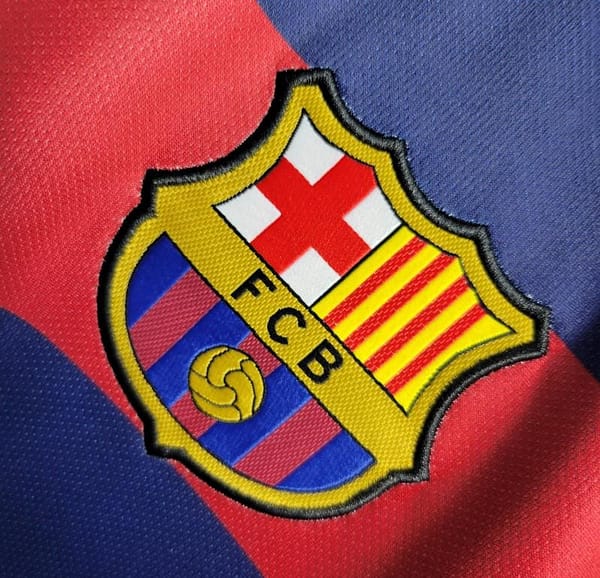 Retro 15/16 Barcelona Home Jersey - Image 7
