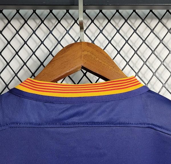 Retro 15/16 Barcelona Home Jersey - Image 9