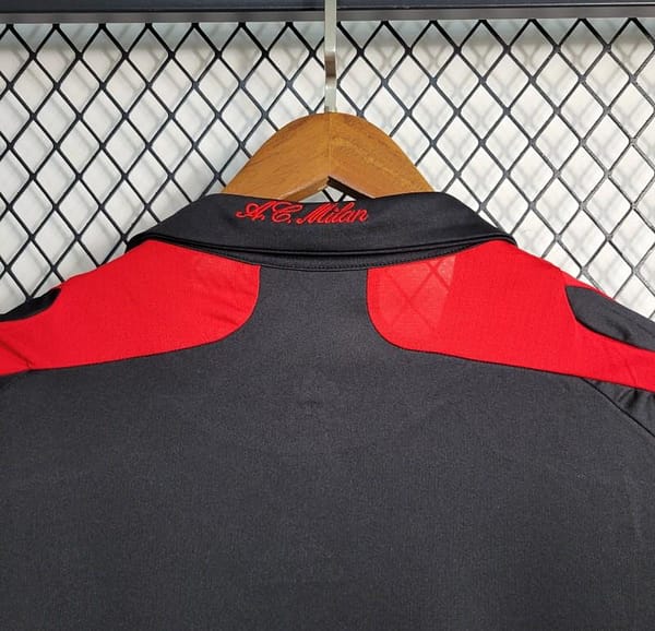 Retro 2007/08 AC Milan Third Black Jersey - Image 5