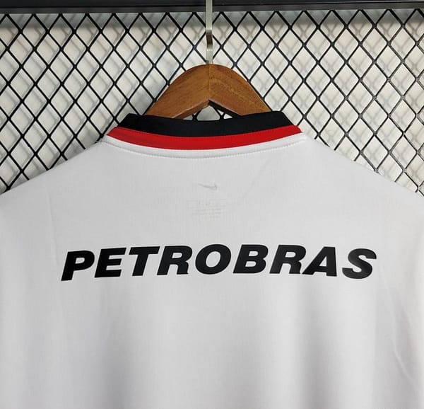 Retro 2001 Flamengo Away Jersey - Image 3