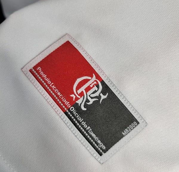 Retro 2001 Flamengo Away Jersey - Image 9