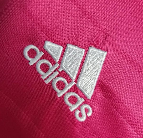Retro 14-15 Real Madrid Away Pink Jersey - Image 4