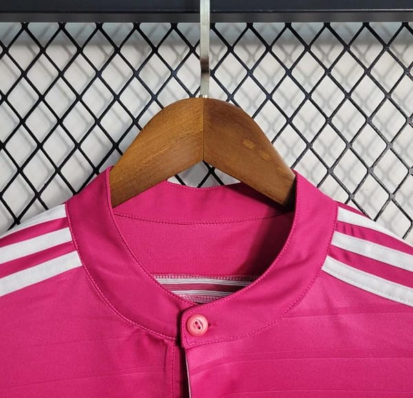 Retro 14-15 Real Madrid Away Pink Jersey - Image 8