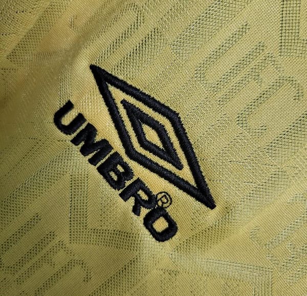 Retro 1992/94 Manchester United Third Green Jersey - Image 6