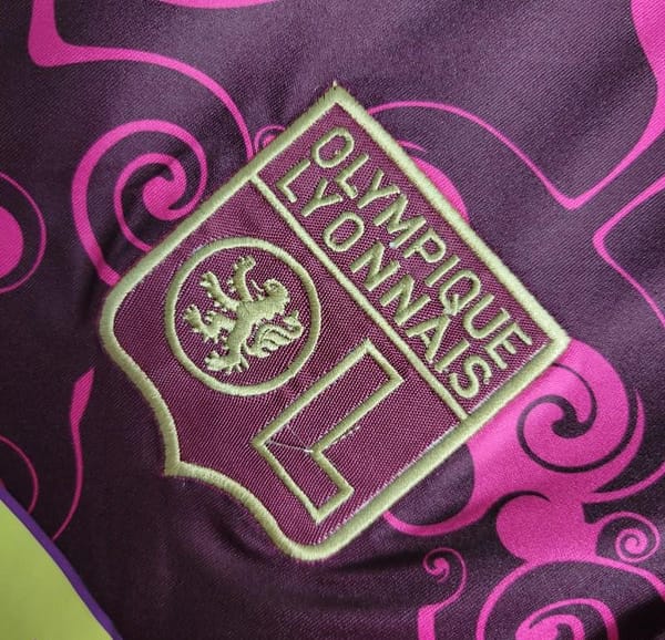 Retro 2010-11 Olympique Lyonnais Lyon Away Jersey - Image 9