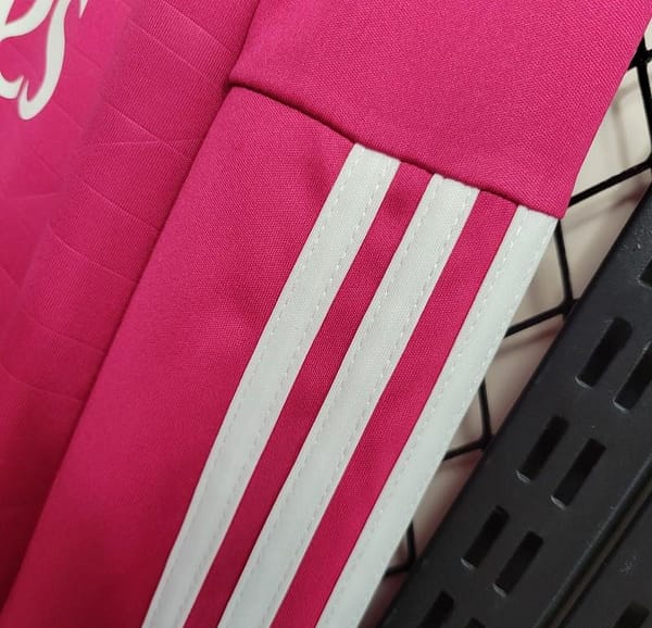 Retro 14-15 Long Sleeve Real Madrid Away Pink Jersey - Image 17