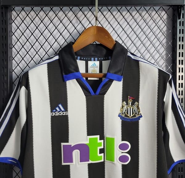 Retro 2000-01 Newcastle Home Soccer Jersey - Image 2